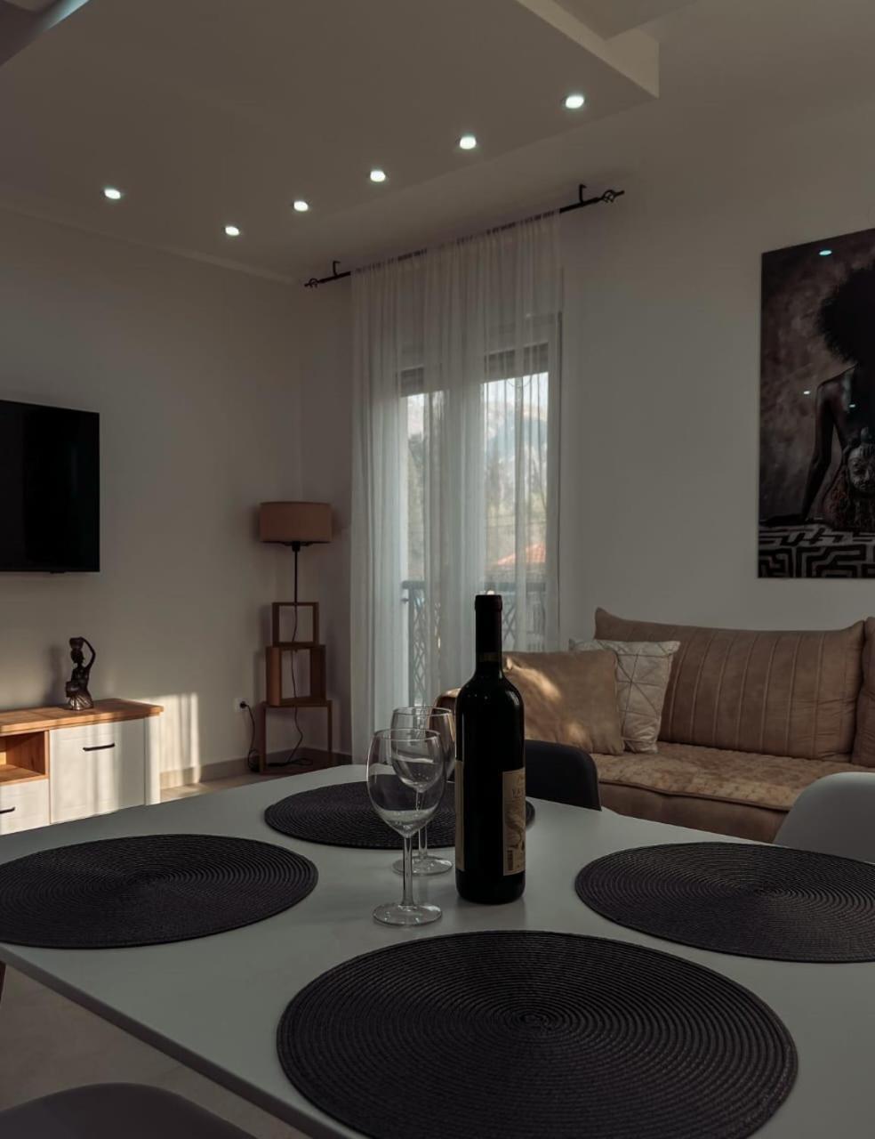 M&N Residence Tivat Habitación foto
